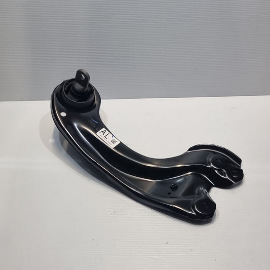 Genuine Left Trailing Arm - Honda Civic / Insight 2016-2019 | 52365TBAA01