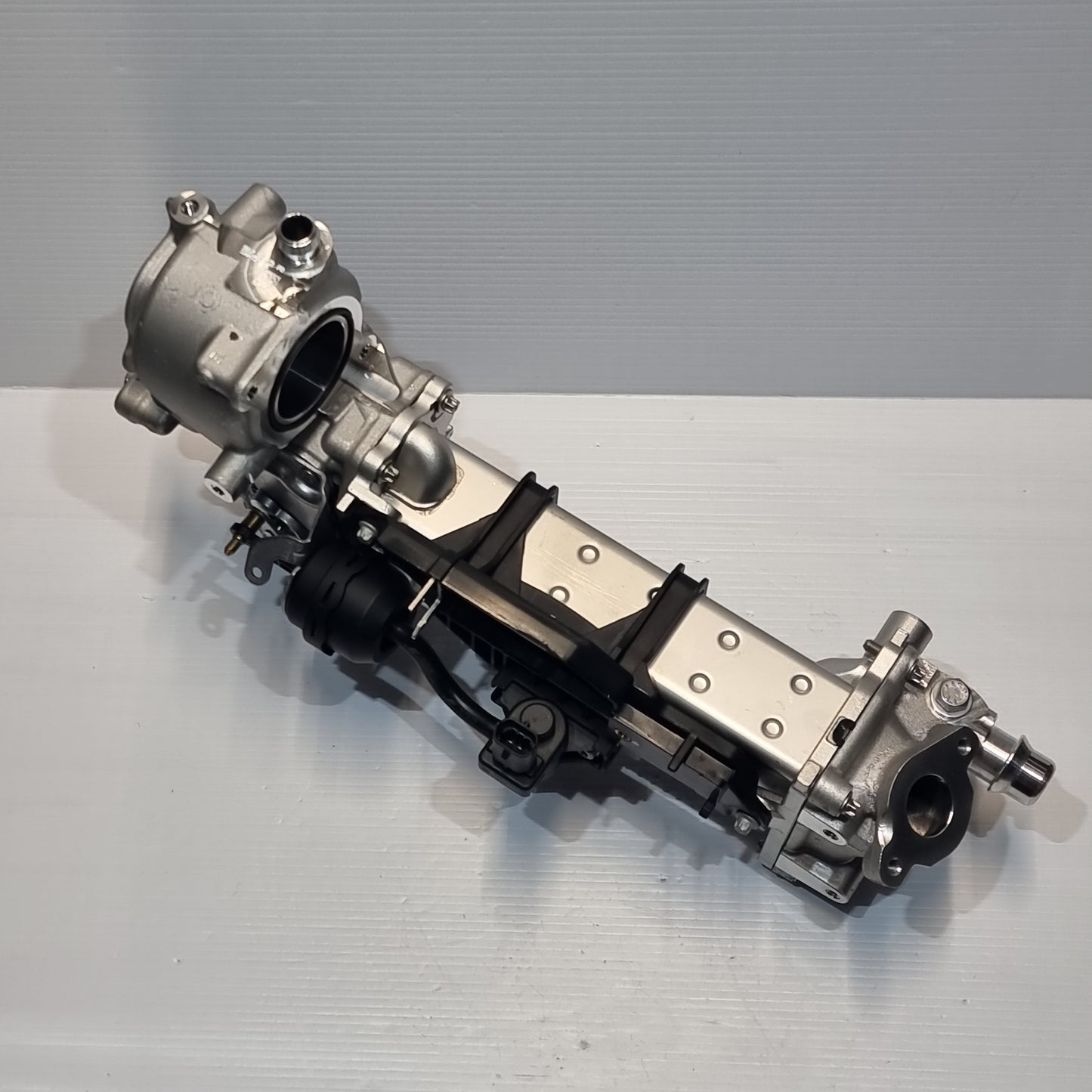 Genuine Valve Cooler - Vauxhall Astra / Insignia / Mokka / Zafira | 55509027