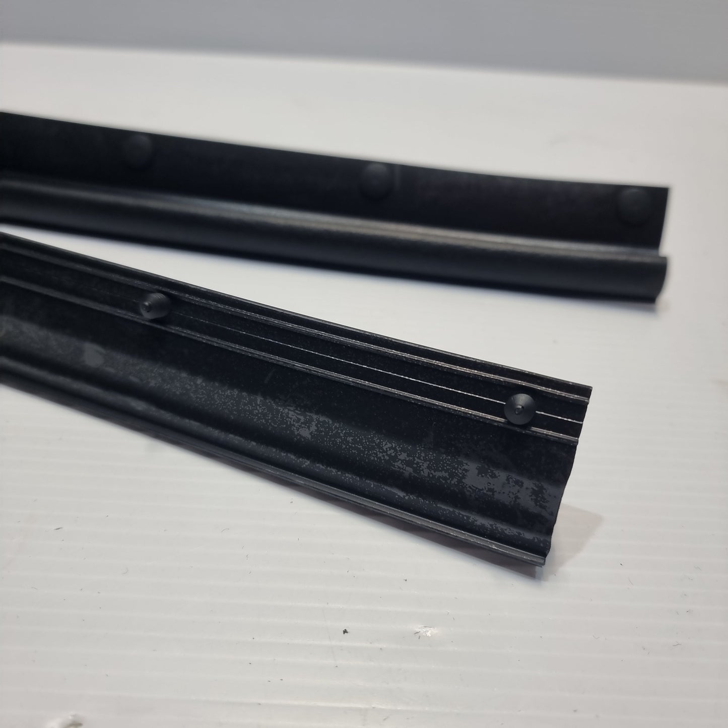 Genuine Vauxhall Bonnet Seal | 42541122