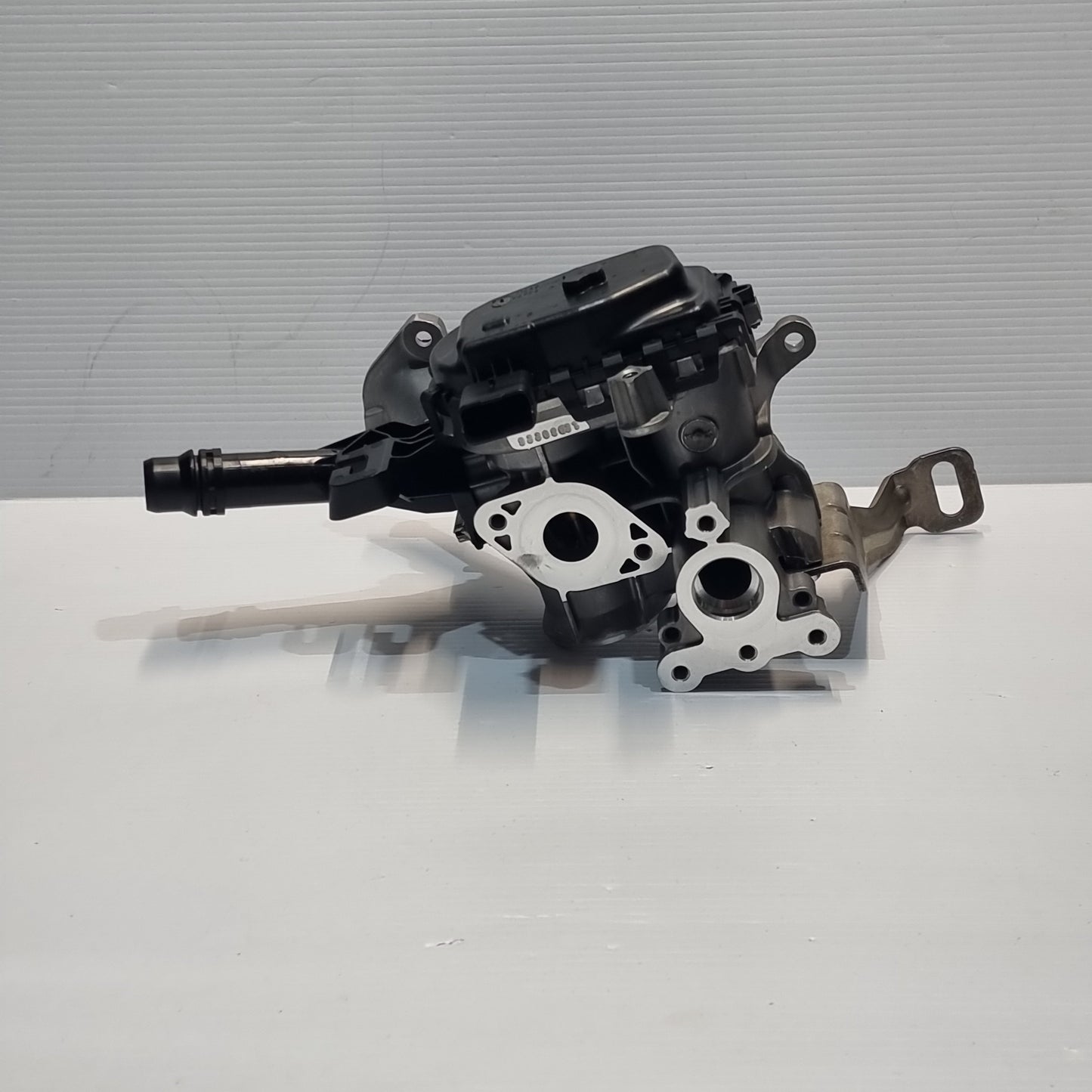 Genuine Peugeot Valve Egr | 9833095880