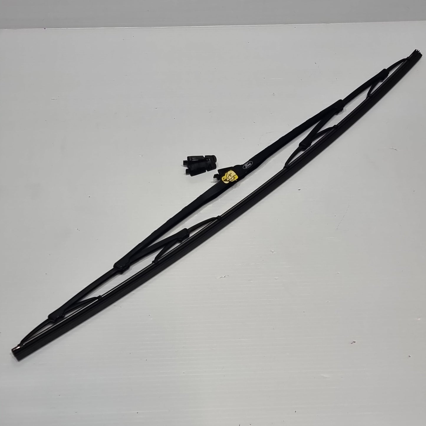1x Genuine Premium Wiper Blade - Ford Cougar / Fiesta / Fusion / Transit | 2123612