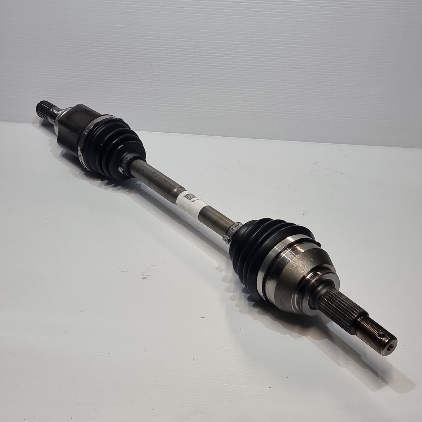 Genuine Left Front Diveshaft - Nissan Juke | 391011KA0REX