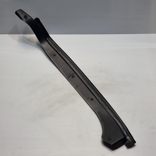 Genuine Front Nearside Door Sealing Strip - Volvo V40 Hatchback | 31298958
