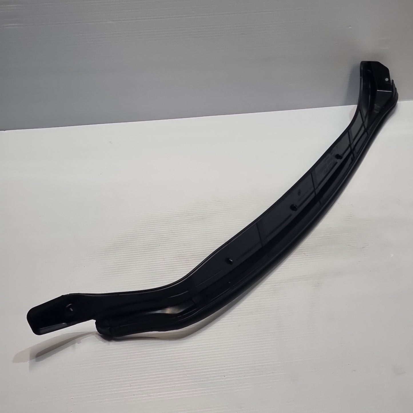 Genuine Front Nearside Door Sealing Strip - Volvo V40 Hatchback | 31298958