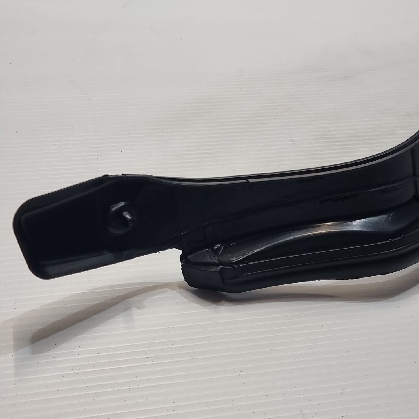 Genuine Front Nearside Door Sealing Strip - Volvo V40 Hatchback | 31298958