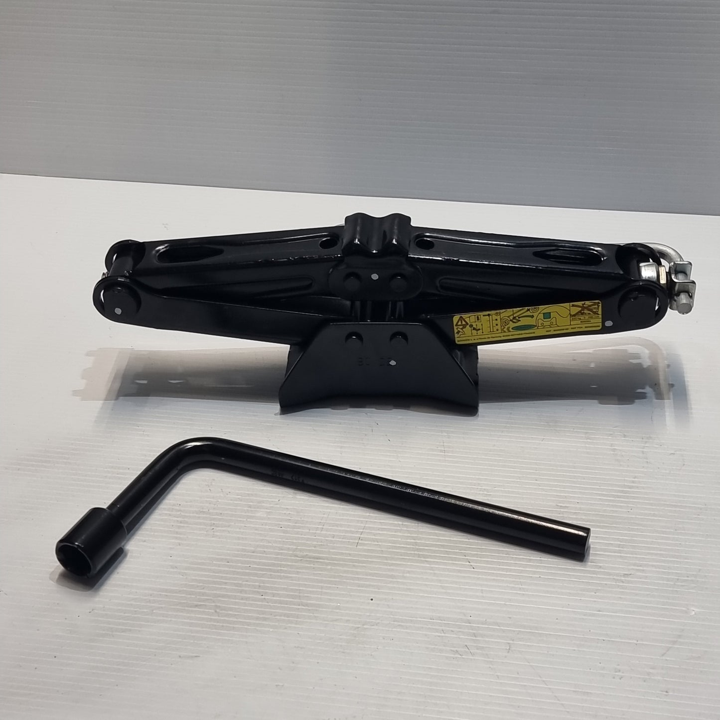 Genuine Spare Wheel Tools - Peugeot / Citroen | 9842859880