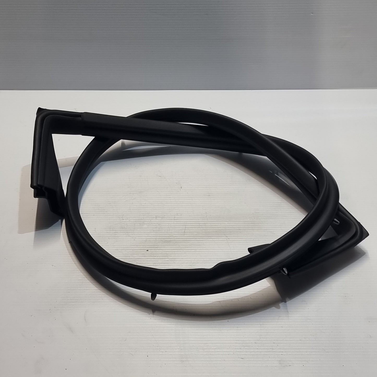 Genuine Peugeot Dr Weatherstrip | 1643212580