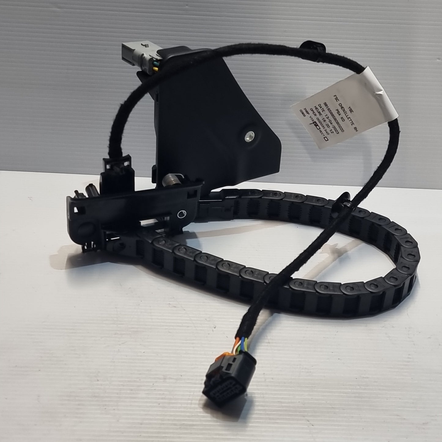 Genuine Peugeot Door Harness | 9816588580