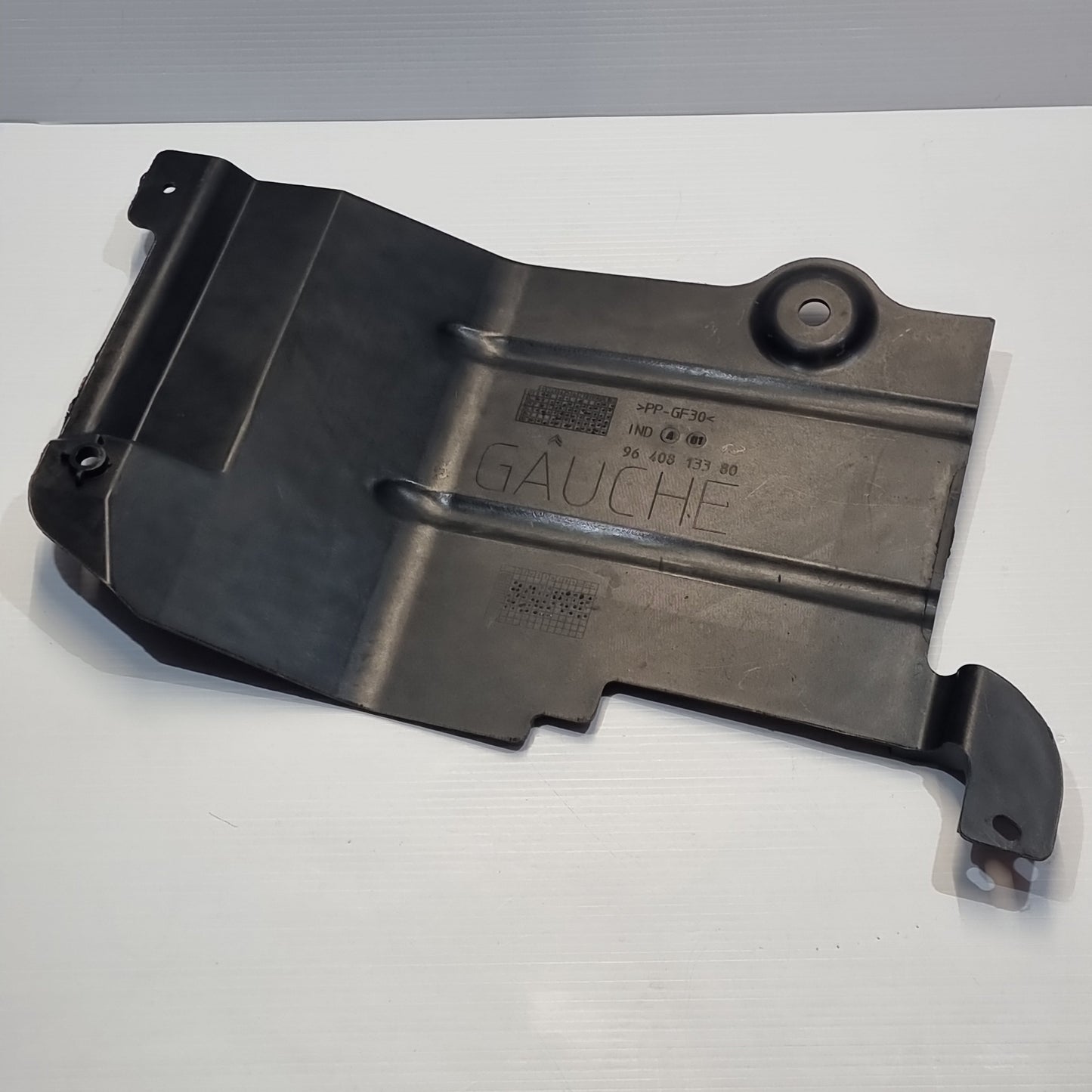 Genuine Left Air Deflector - Citroen C3 | 7013P2