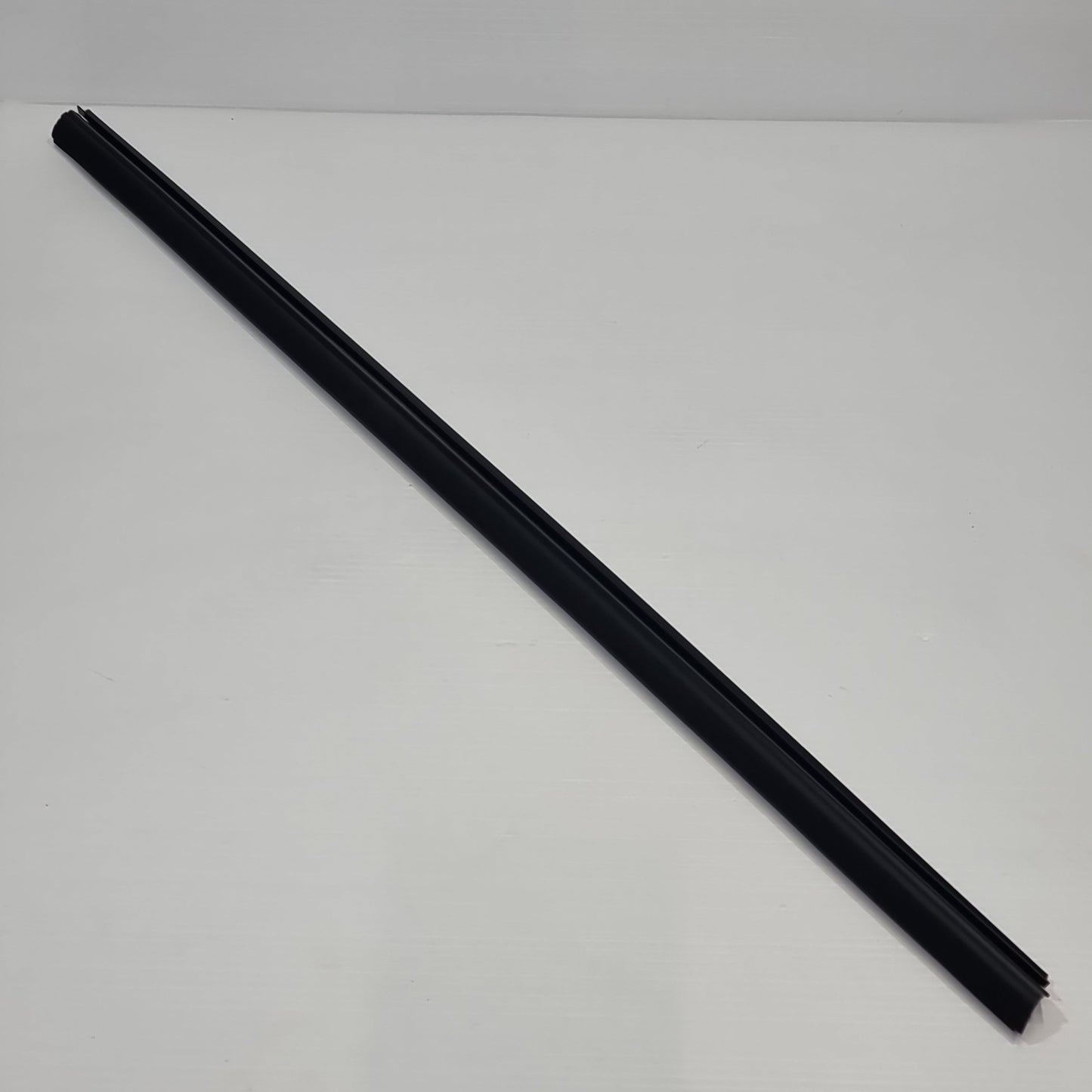 Genuine Interior Left Window Seal - Peugeot 308 | 9309Q2