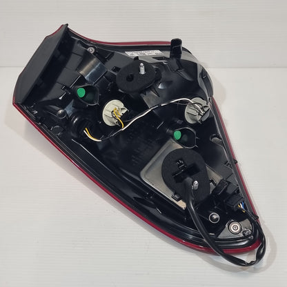 Genuine Rear Right Wing Light - Citroen DS5 | 9803167780