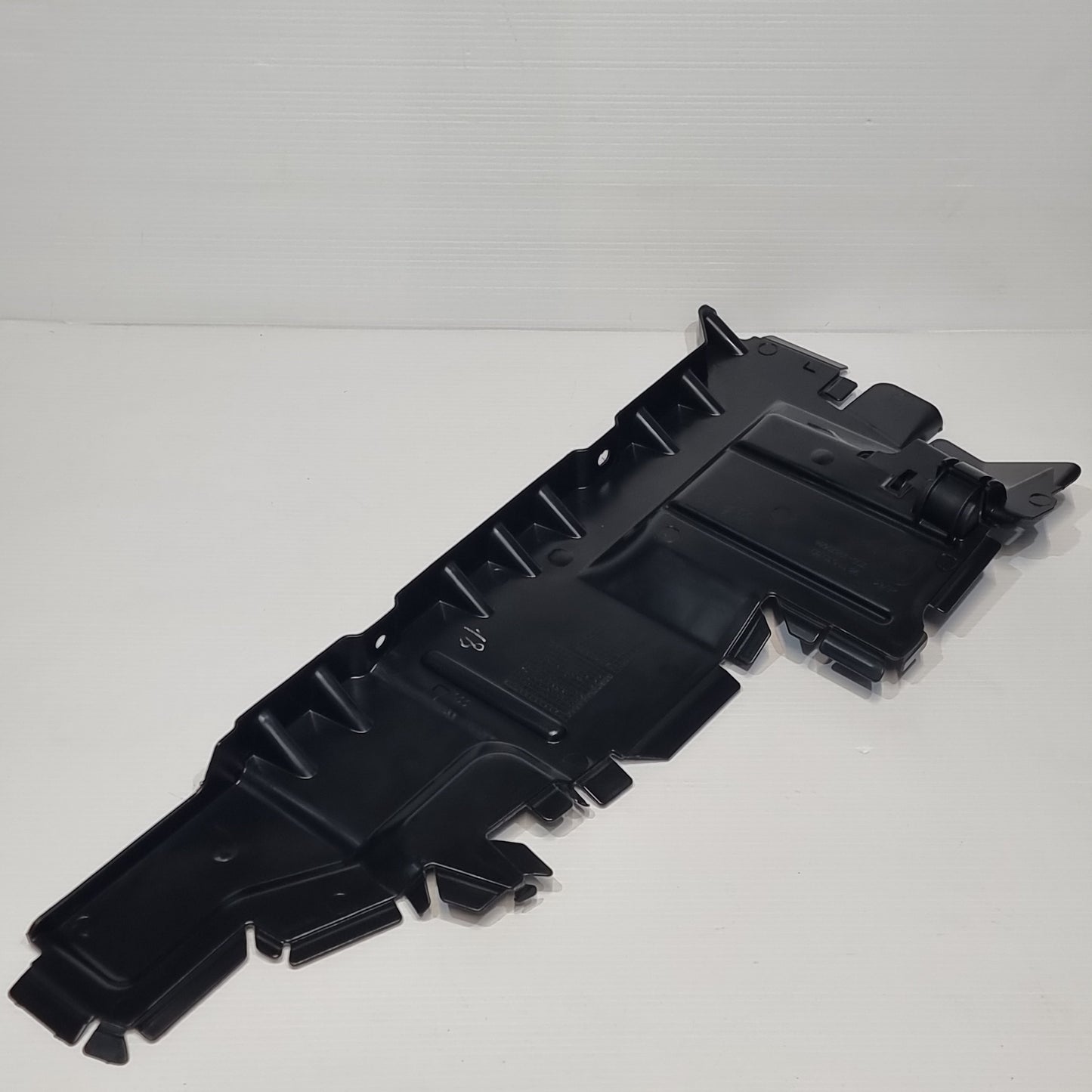 Genuine Air Bulkhead - Peugeot / Citroen | 1678182680