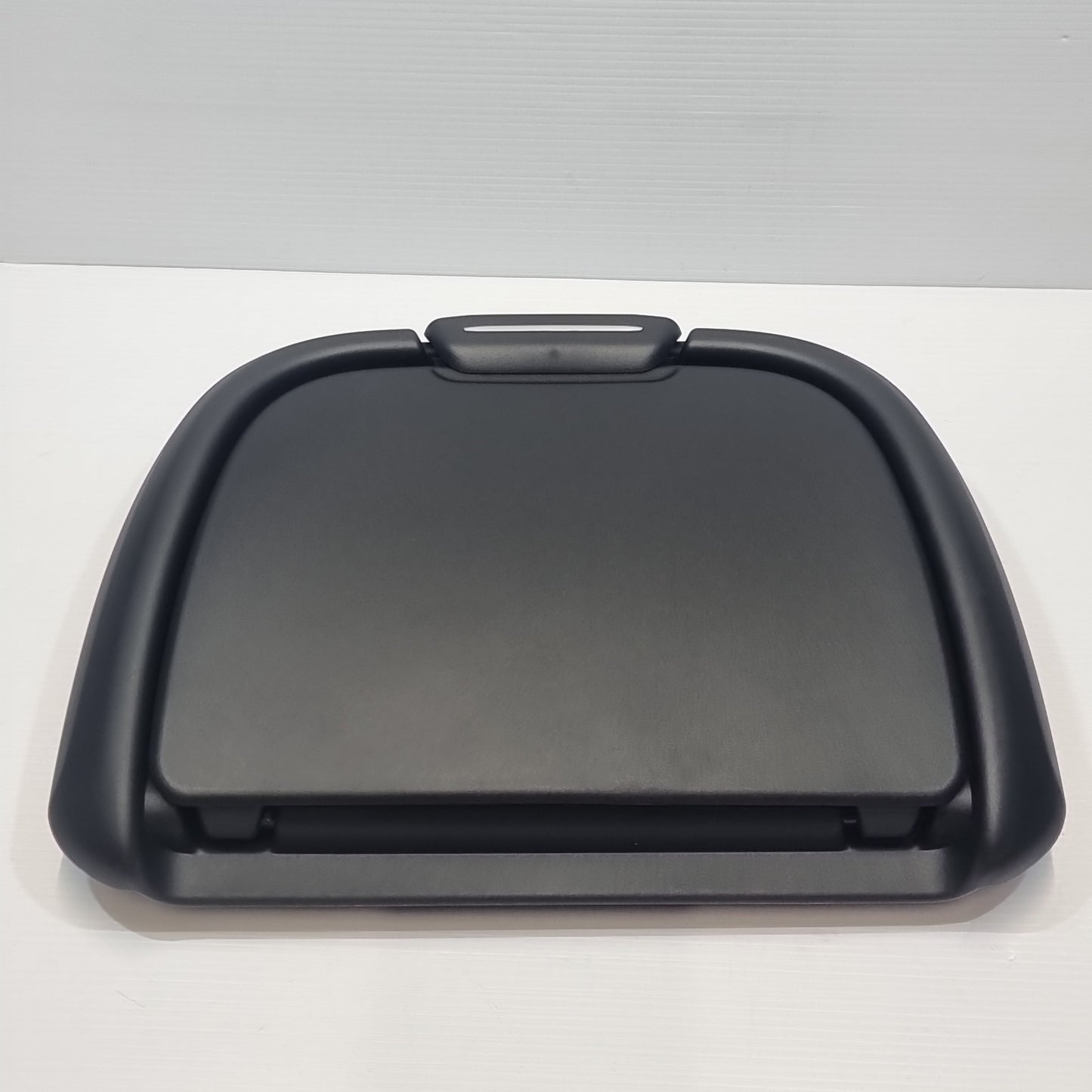 Genuine Peugeot Shelf | 889705