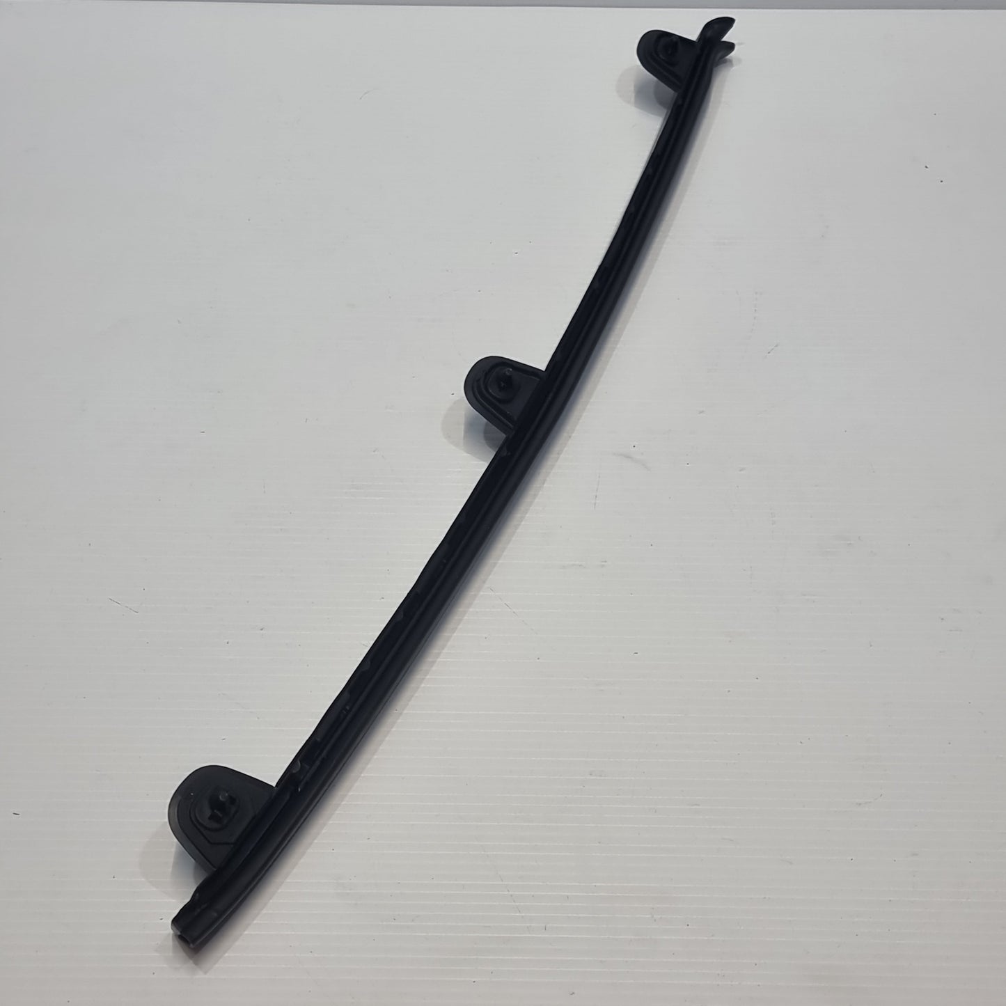 Genuine Rear Left Door Seal - Peugeot 308 | 902595