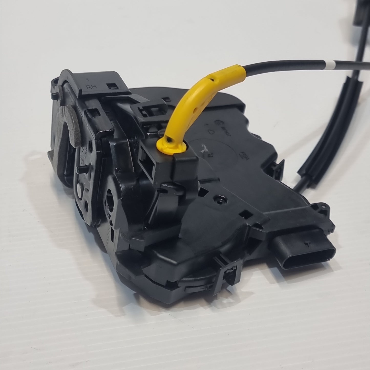 Genuine Rear Right Door Lock - Citroen C4 / C4 X | 9832797380