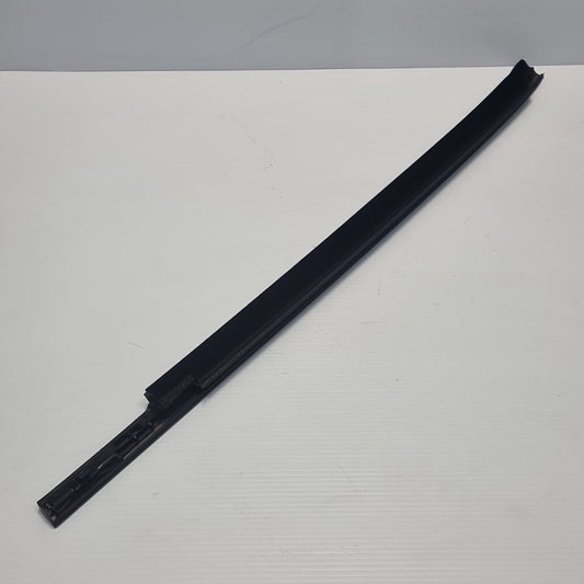 Genuine Nissan Moulding-Rear D | 828201KA0A