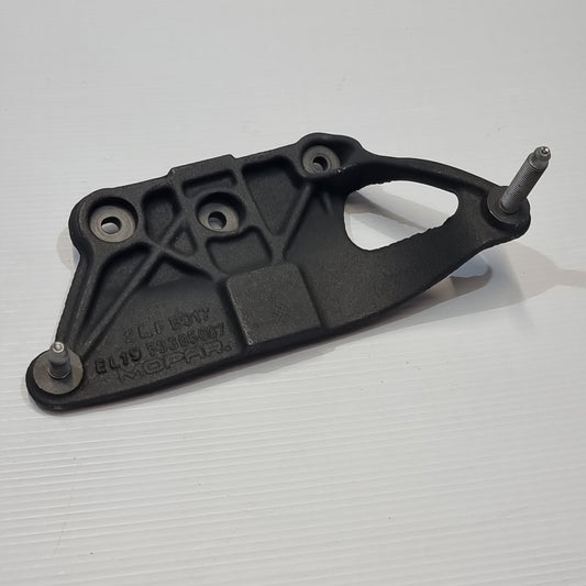 Genuine Bracket - Suzuki | 14135-55P00-000