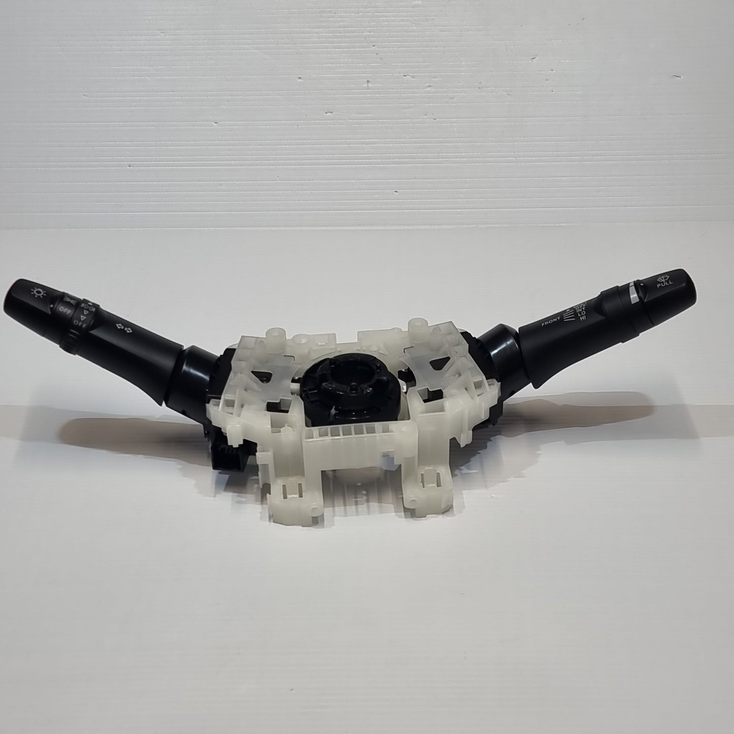 Genuine Steering Switch Column - Mitsubishi L200 | 8600A840