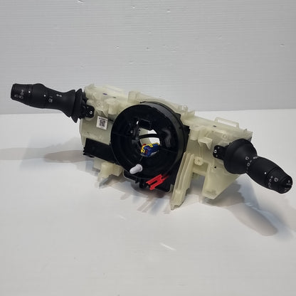 Genuine Steering Wheel Switches - Nissan | 2556700Q0L