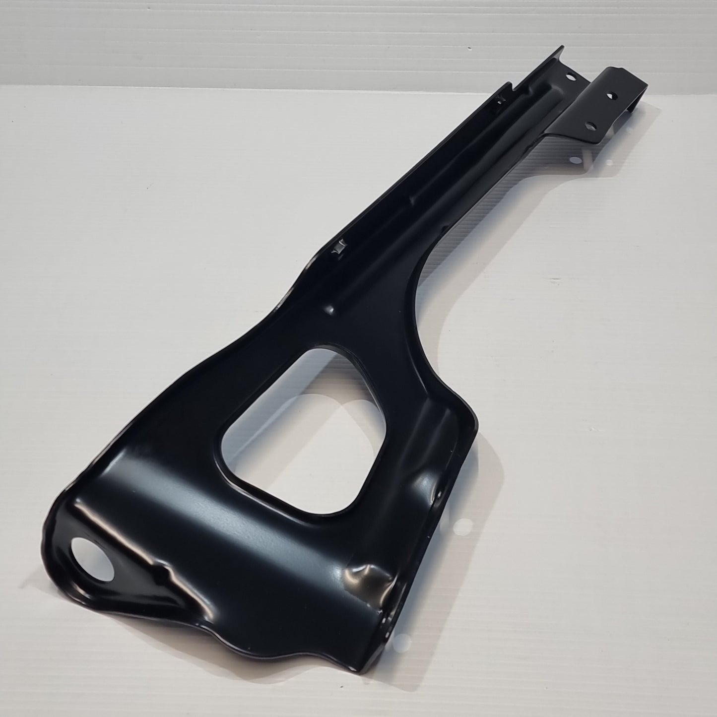 Genuine Stay Radiator Left Hand - Suzuki Jimny | 71431-81A01-000